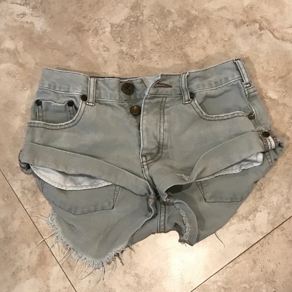 One Teaspoon Shorts Women Size 22 - Picture 1 of 3